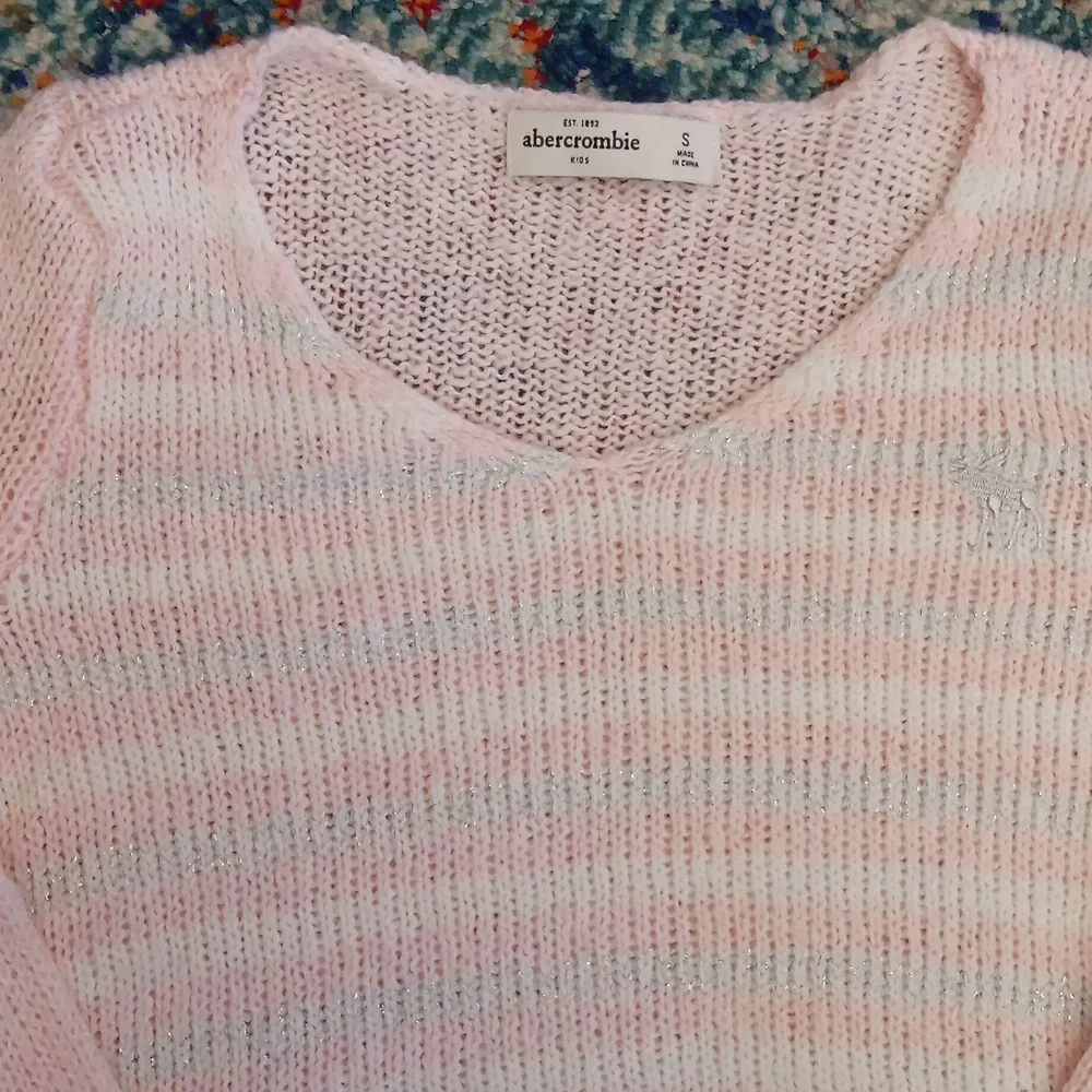 Abercrombie loose-knit sweater